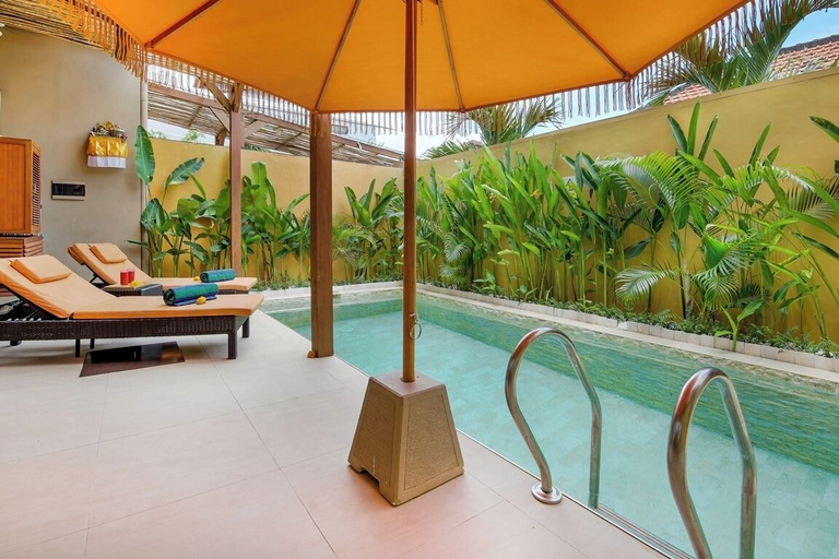 Outdoor pool, Villa Anvira, Badung