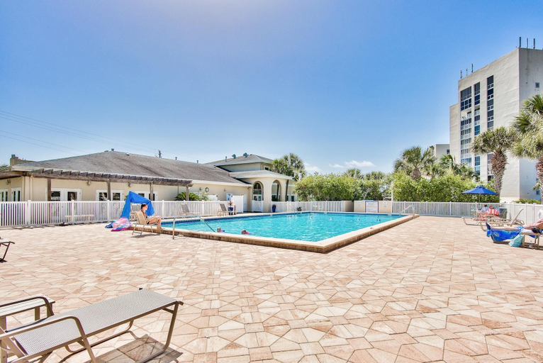 Sport & Beauty 4, Shoreline Towers 1085, Okaloosa