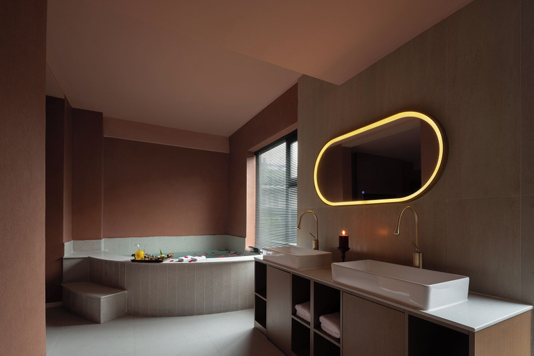 Bathroom 5, Dujiangyan Private Hot Spring Villa, Chengdu