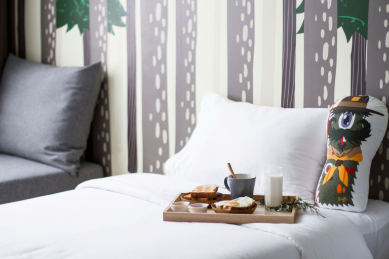 Bedroom 3, Beat Hotel Bangkok, Wattana