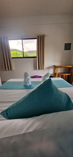 Bedroom 2, Lunazul Guesthouse, San Vicente