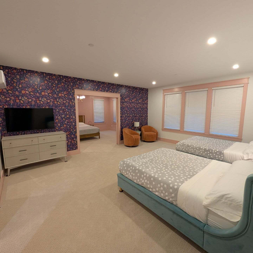 Room 3, Parkway House Goshen Family-Friendly Bed & Breakfast, Orange