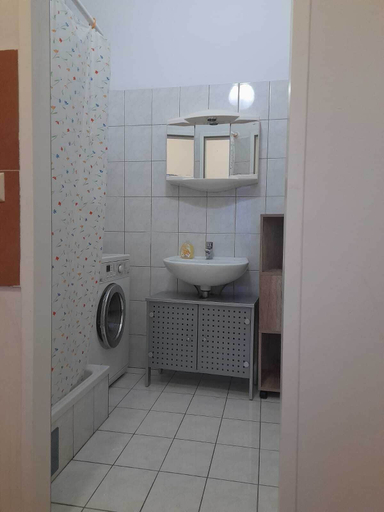 Bathroom 5, Chic 1BR Flat in Heart of Vienna, Wien