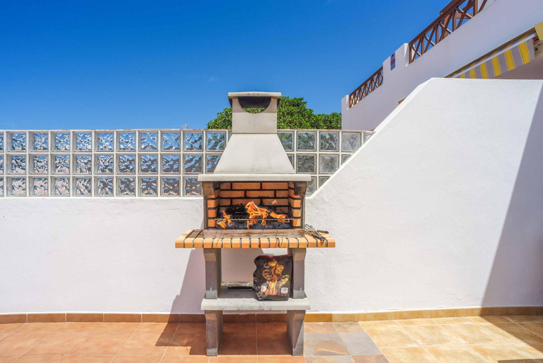 Others 5, Villa Mia, Las Palmas