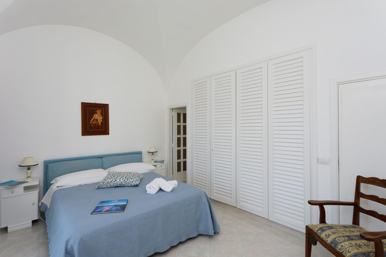 Bedroom 2, La Ninfa Di Capri, Napoli