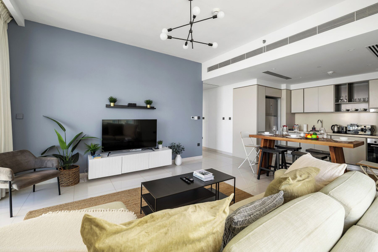 Living area 2, 2BR Beachfront Retreat with Palm Views, Dubai