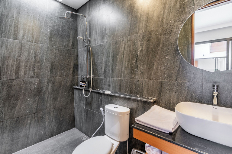 Bathroom 2, Casa Benita Villa Seminyak, Denpasar