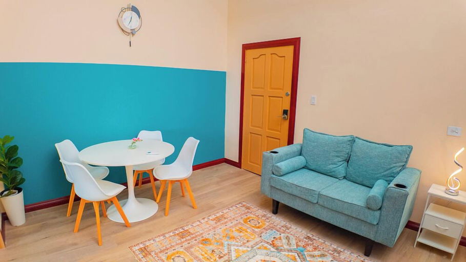 Living area 5, MDG Suites, Uitvlugt / Tuschen