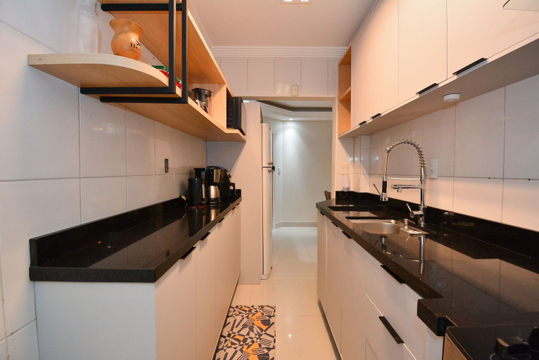 Private kitchen 3, Aconchego em Itapema a 30 metros do Mar, Itapema