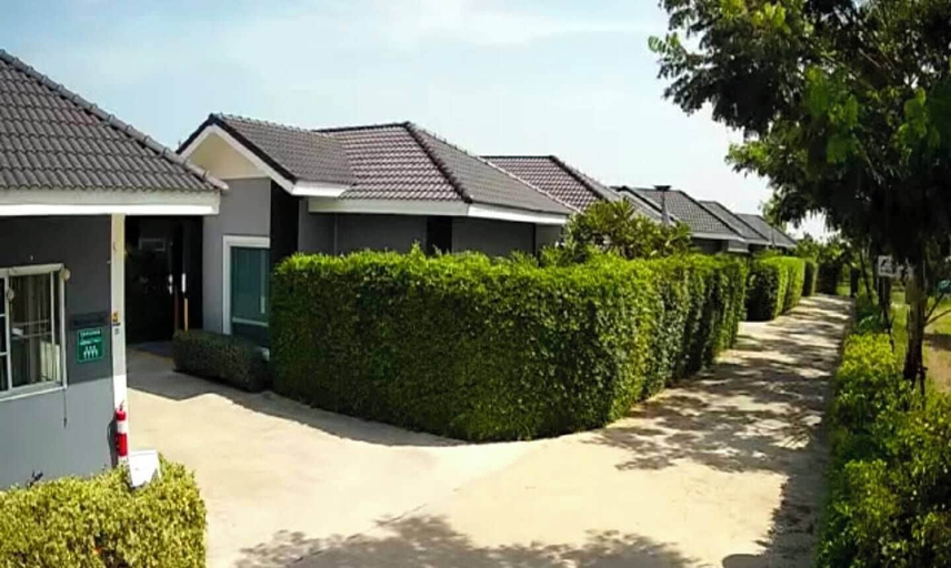 Front of property, M-Resort pathumthani, Lat Lum Kaeo