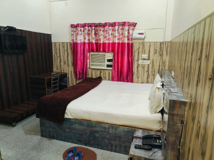Room 3, Aman Hotel, Varanasi