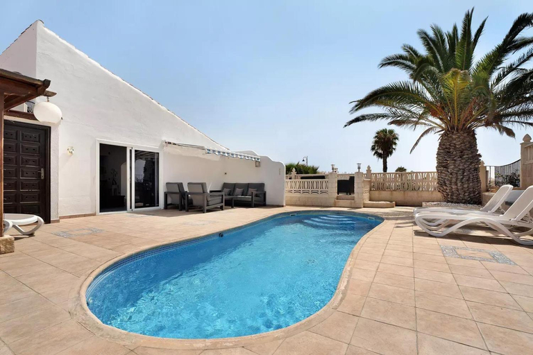 Facilities 5, Exceptional 3 Bed Villa Malpas, Sleeps 6, H/pool, Santa Cruz de Tenerife