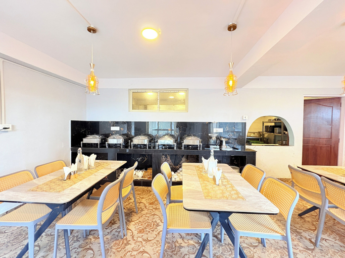 Restaurant 3, Hotel Singalila Retreat Darjeeling, Darjiling