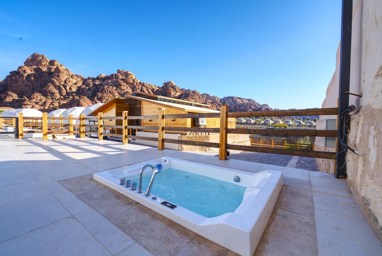 Sport & Beauty 2, The Rock Camp Petra, Wadi Musa