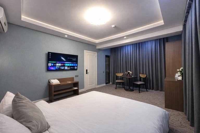 Bedroom 3, Royal Meridien Hotel, Baku
