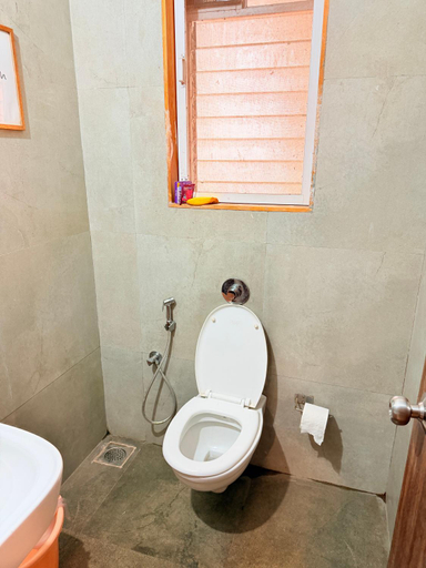 Bathroom 5, Eminent Pool Villa 4 BHK Lonavala, Pune