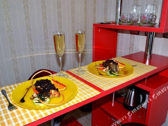 2, Hotel Enigma, Khabarovskiy rayon