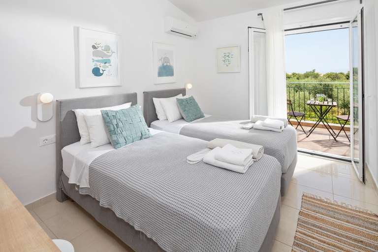 Bedroom 3, Skales Villas, Ionian Islands