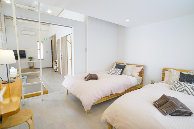 Bedroom 2, Villa Sunbeams ヴィラ・サンビームス, Kin