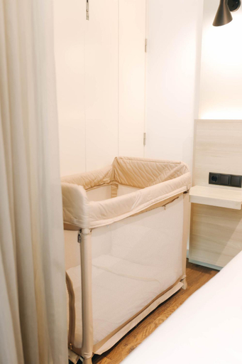 Bedroom 3, OnJ S. Lázaro, Lisbon