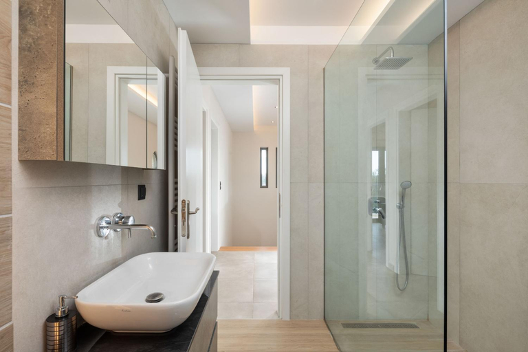 Shower 2, Mateo Stone Villa, Ionian Islands