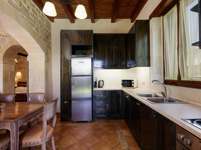 Others 5, Villa in Adelianos Kampos, Crete