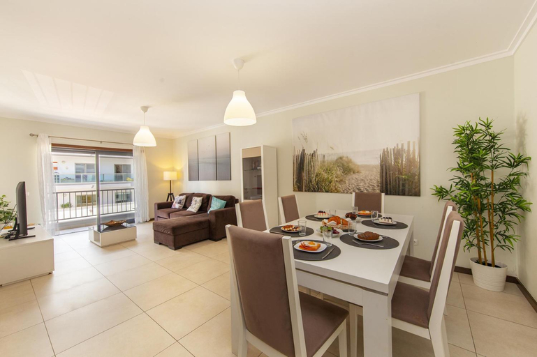 Others 5, B03 - Luxury 2 Bed near Lagos Marina, Lagos