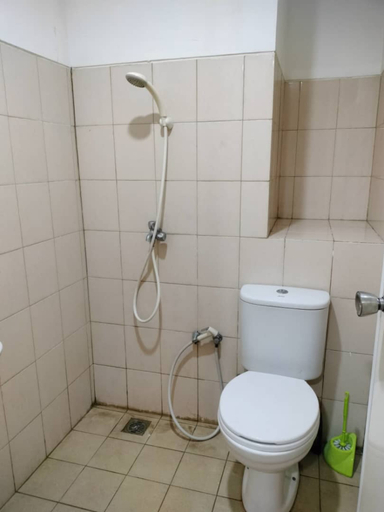 Bathroom 5, Tamansari Panoramic Apartemen by View, Bandung