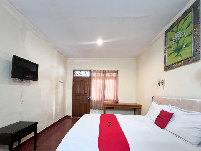 Bedroom 5, RedDoorz @ Mahendra Beach Inn Kuta, Badung