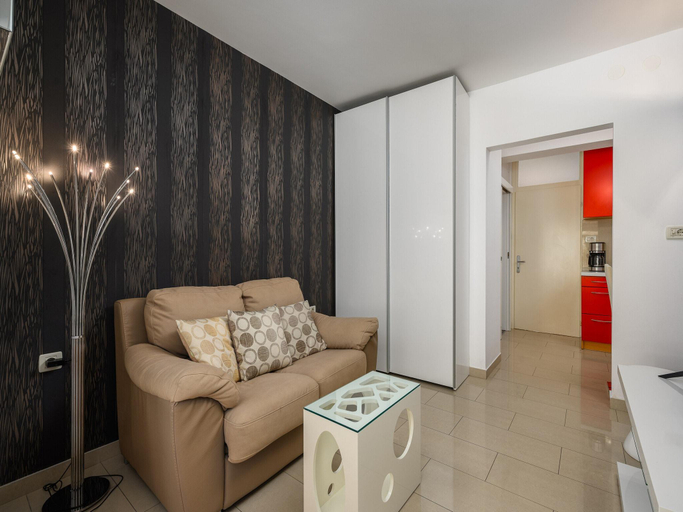 5, Apartment in Porec near Rock Beach, Poreč