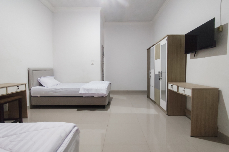 Others 4, RedDoorz @ Qaireen Living Jambi, Jambi