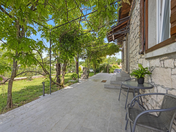 5, Charming Villa With Pool, Sveta Nedelja