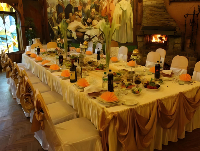 Food & Drinks 5, Hetman Hotel, L'vivs'ka