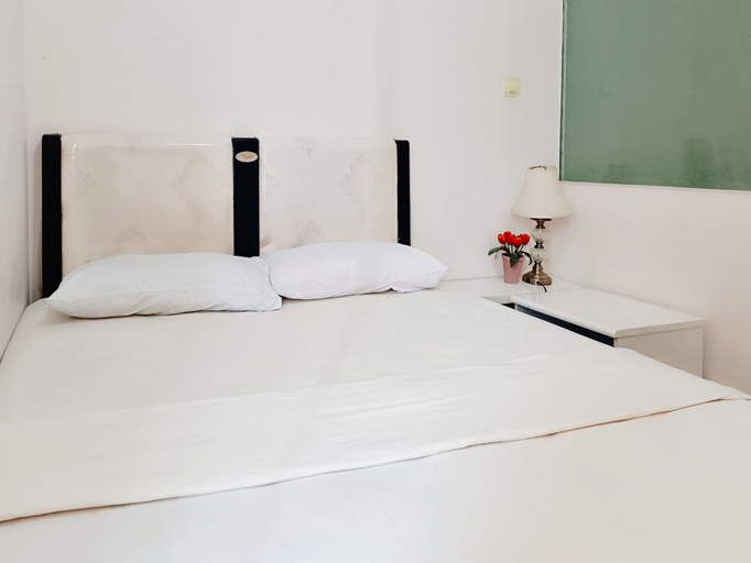 Others 4, Tulip Syariah RedPartner near T2 Juanda Airport, Surabaya