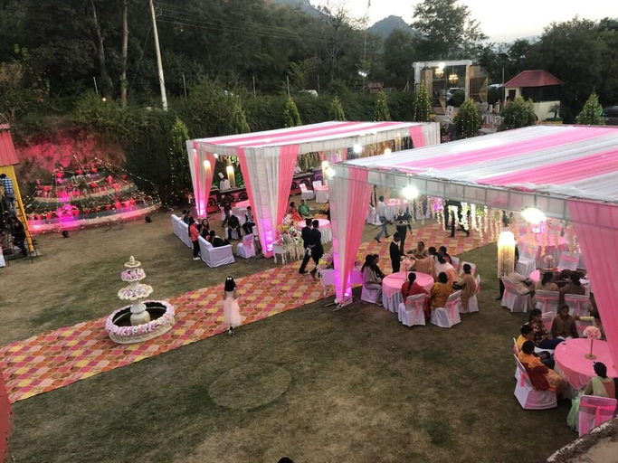 Food & Drinks 3, Nakshatra Resort, Solan