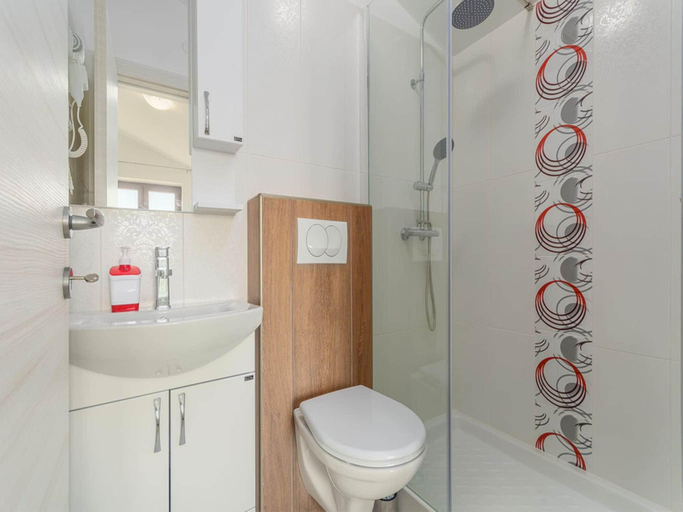 2, Villa in Skitaca with Pool and Sea Views, Raša