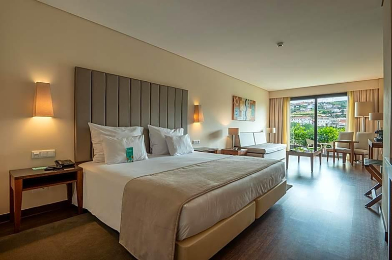 Bedroom 3, Vila Gale Collection Douro Hotel, Lamego