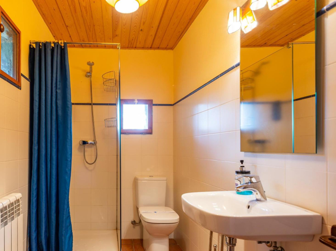 Bathroom 3, Mas Rubio, Girona