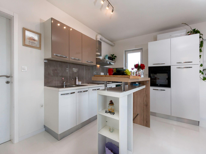 2, Cosy villa in Pomer with private pool, sea-view, Medulin