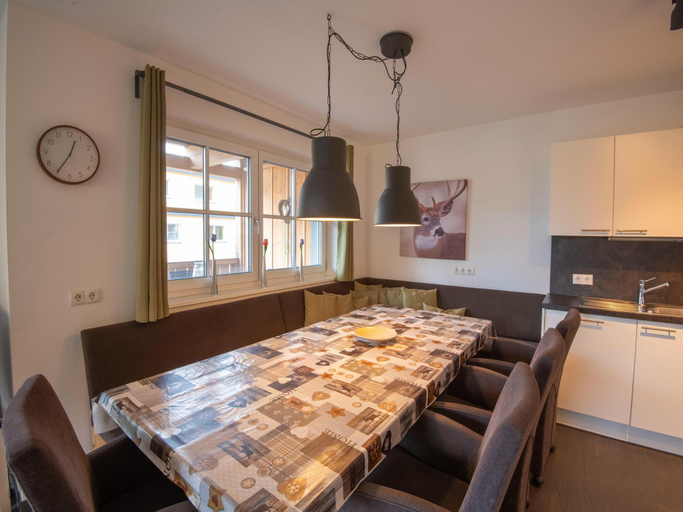 Others 5, Apartment in Brixen near Ski Lift, Kitzbühel