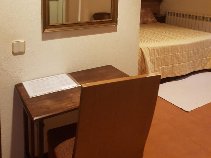 Bedroom 2, Mas Rubio, Girona