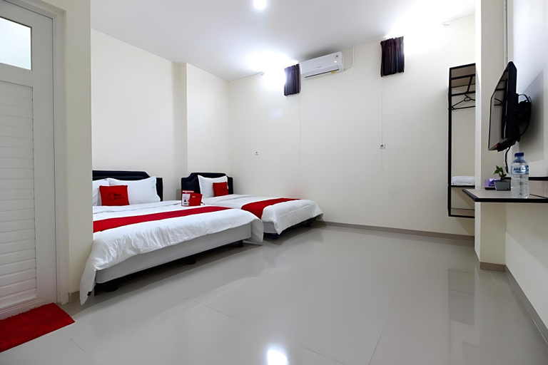 2, Sans Hotel Mataram Malioboro, Yogyakarta