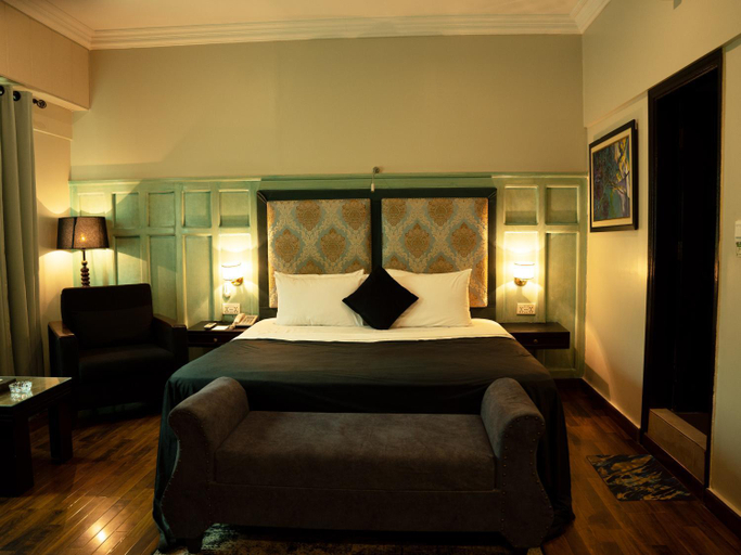 Bedroom 5, The Reserve Boutique Hotel, Karachi