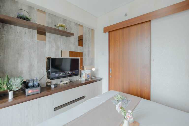 Others 2, Cozy and Good Studio at Grand Kamala Lagoon Apartment By Travelio, Bekasi
