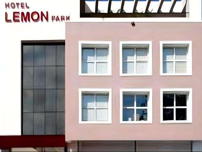 Exterior & Views 1, Lemon Park Hotel, Nainital