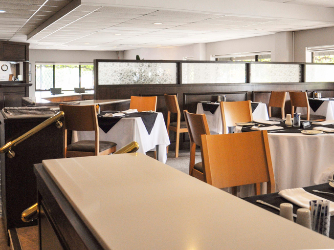 Food & Drinks 4, ibis Styles Adelaide Manor, Adelaide