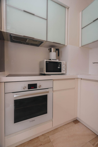 Others 5, Sunrio Apartments