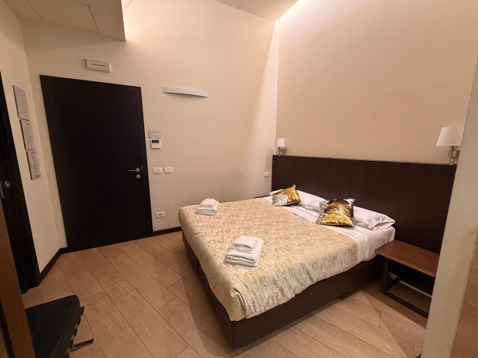 Bedroom 2, Arena by side, Verona