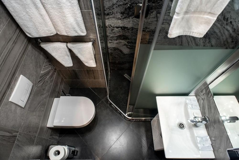 Bathroom 2, Meltzer Hotel-NEW, Sankt-Peterburg gorsovet