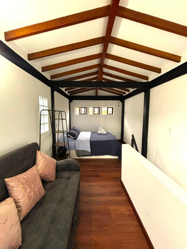 Bedroom 2, Hotel Kantarrana Urbana Jardin, Jardín